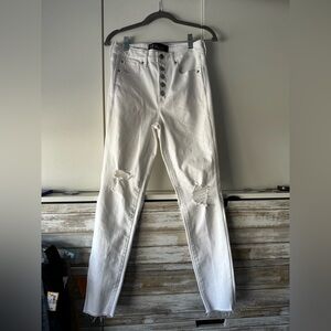 🤍 GAP High Rise Universal Legging Jeans White Distressed Size 6/28